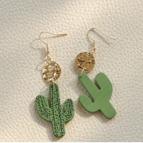 Cactus Earrings - Picture 3 of 4